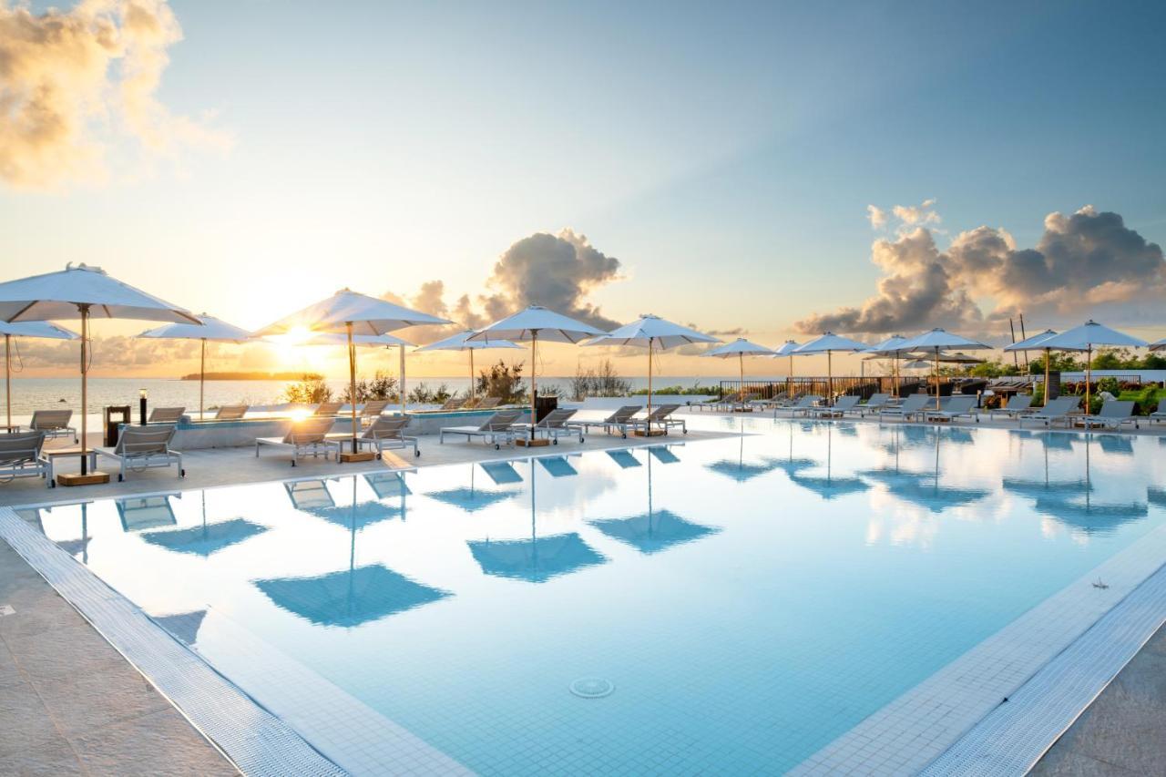 Hotel The Mora Zanzibar Matemwe  Zewnętrze zdjęcie The Beach Club at Atlantis Paradise Island