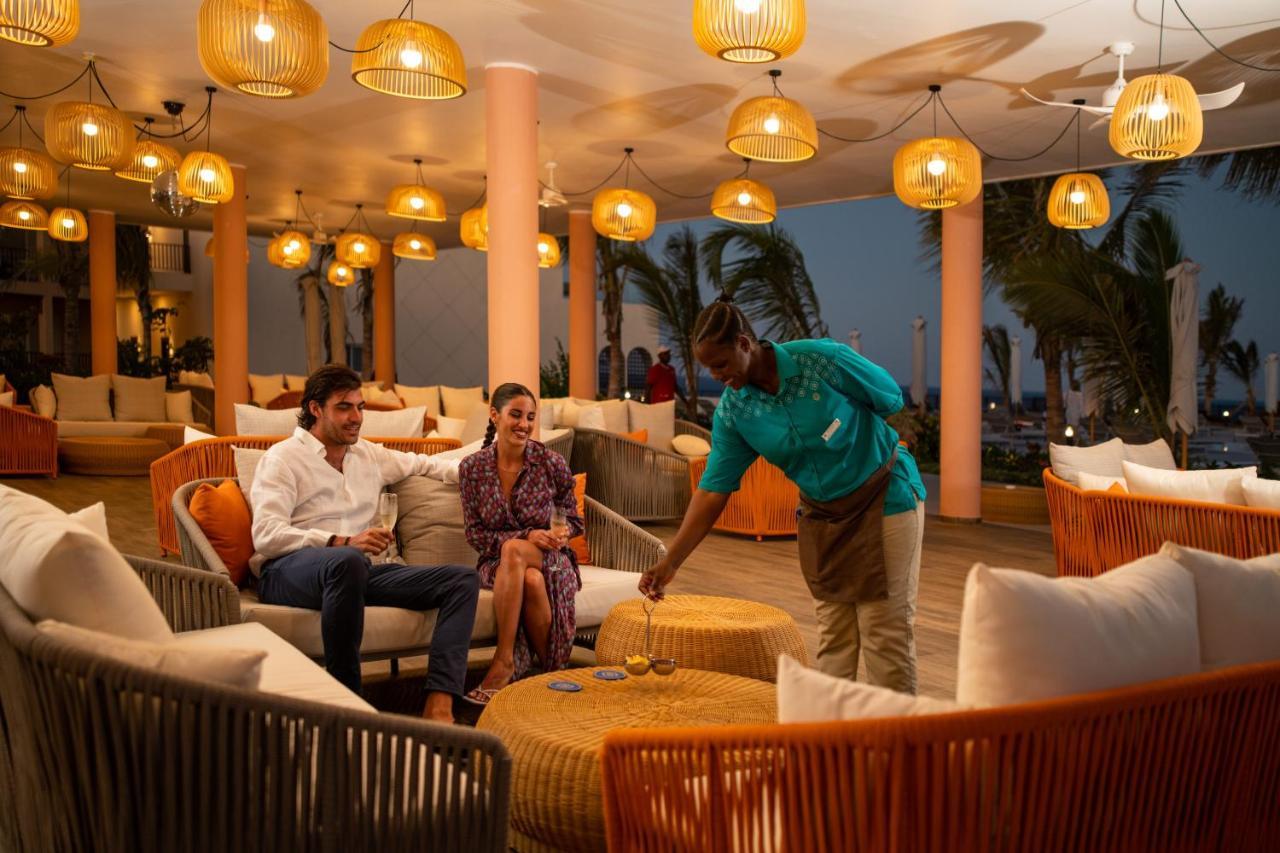Hotel The Mora Zanzibar Matemwe  Zewnętrze zdjęcie The Beach Club at the Kempinski Seychelles