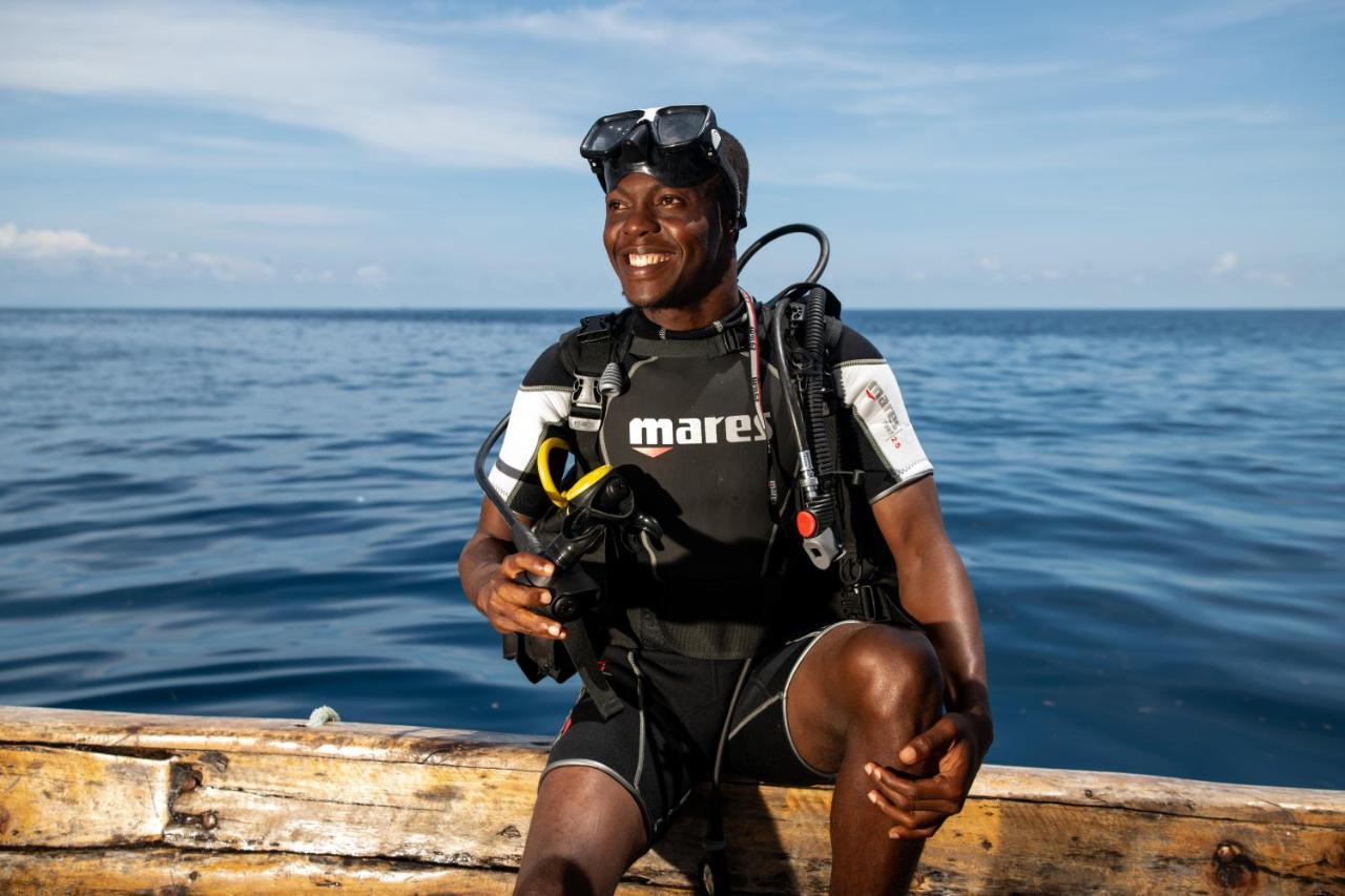 Hotel The Mora Zanzibar Matemwe  Zewnętrze zdjęcie A scuba diver